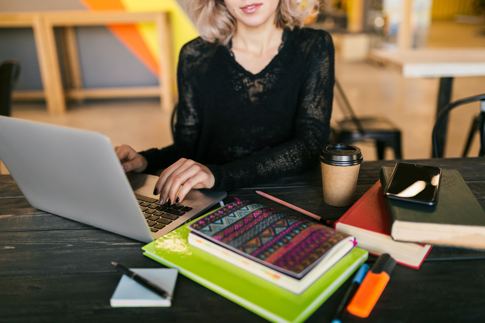 The 2026 Creator’s Stack: Essential Free AI Tools Transforming Blogging and Content Strategy